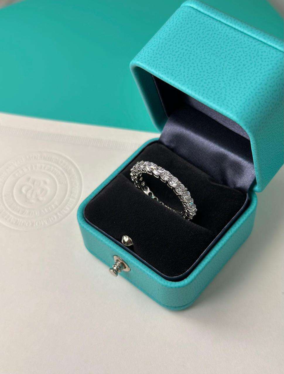 Ladies rings & earrings Lilly Onlines