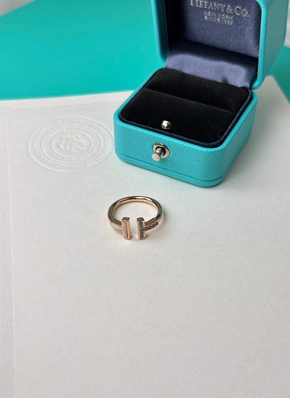 Ladies rings & earrings Lilly Onlines
