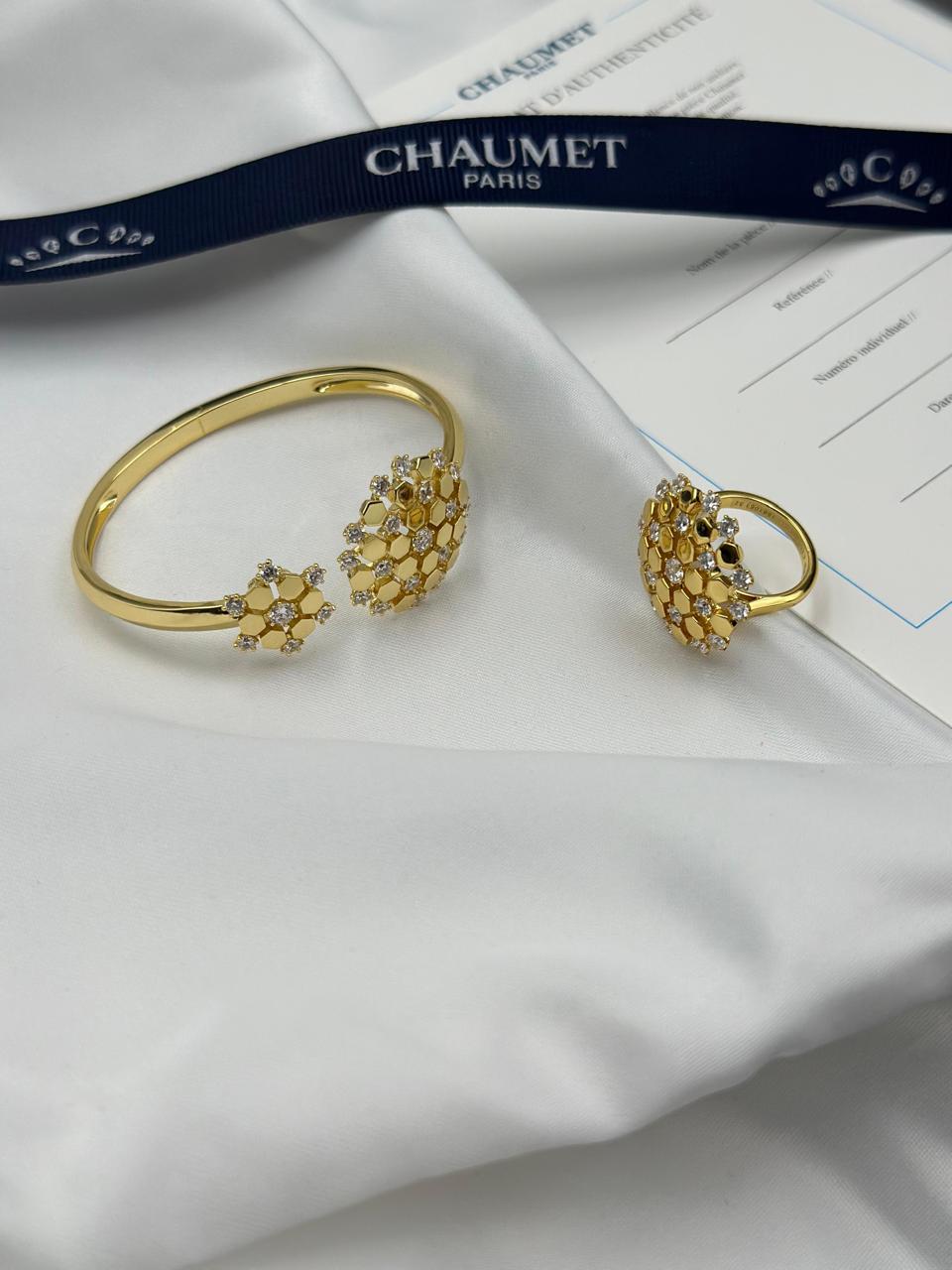 Ladies bracelets & brooches Lilly Onlines
