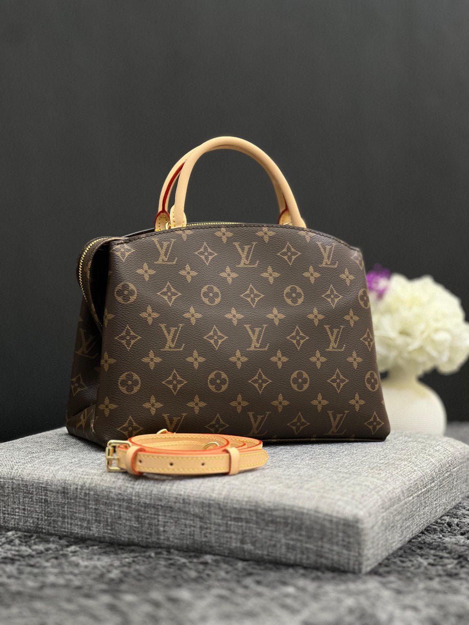 LV Bag Lilly Onlines