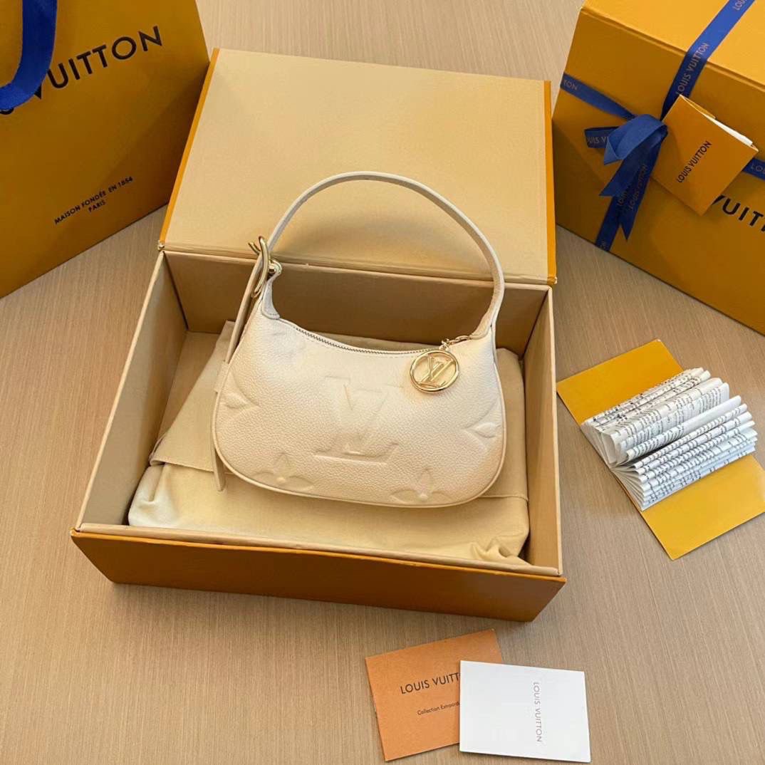 LV Bag Lilly Onlines