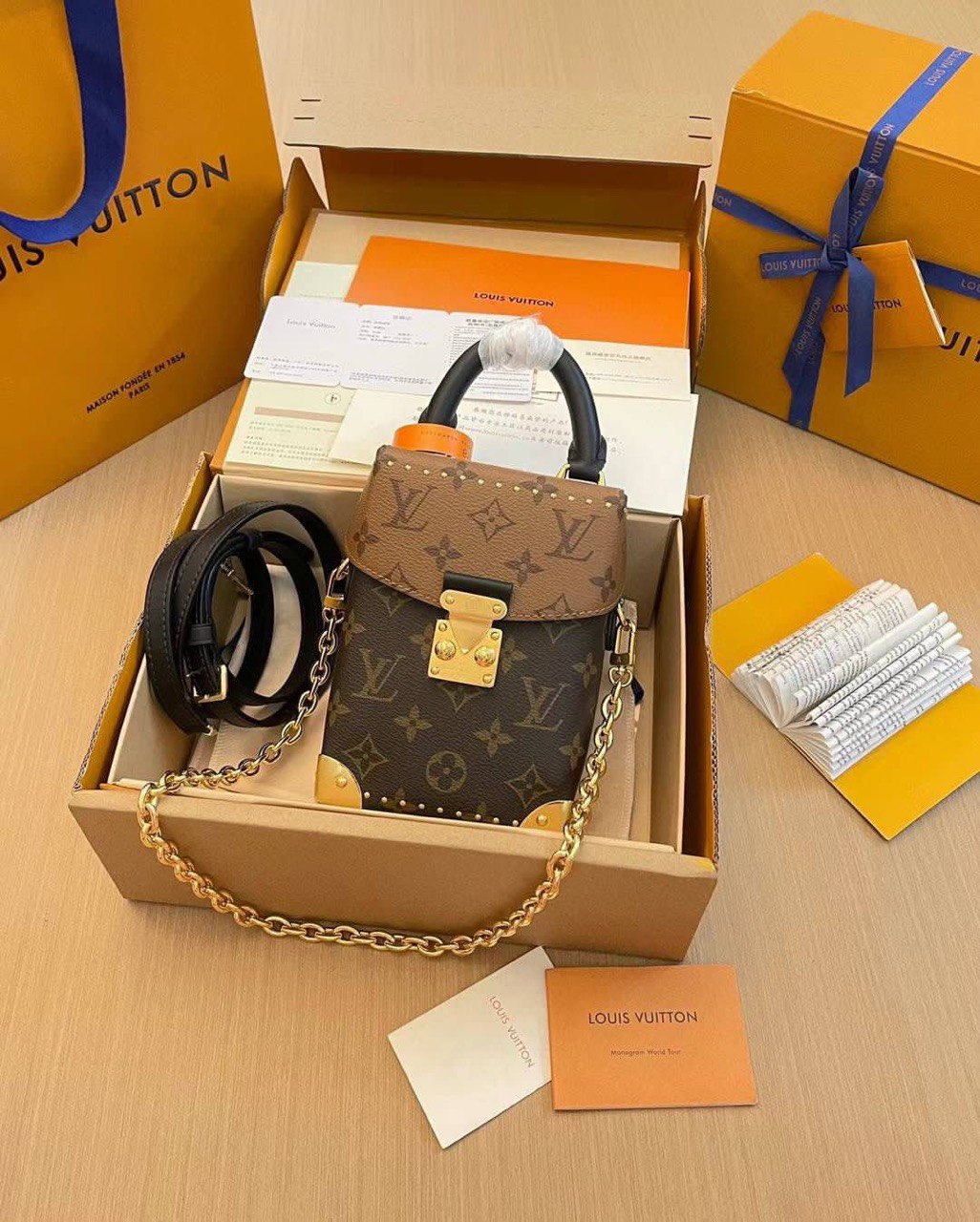 LV Bag Lilly Onlines