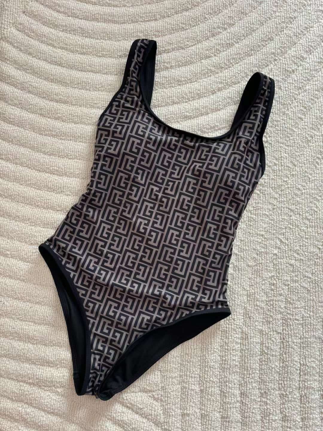 Ladies Bikini/swimsuit Lilly Onlines