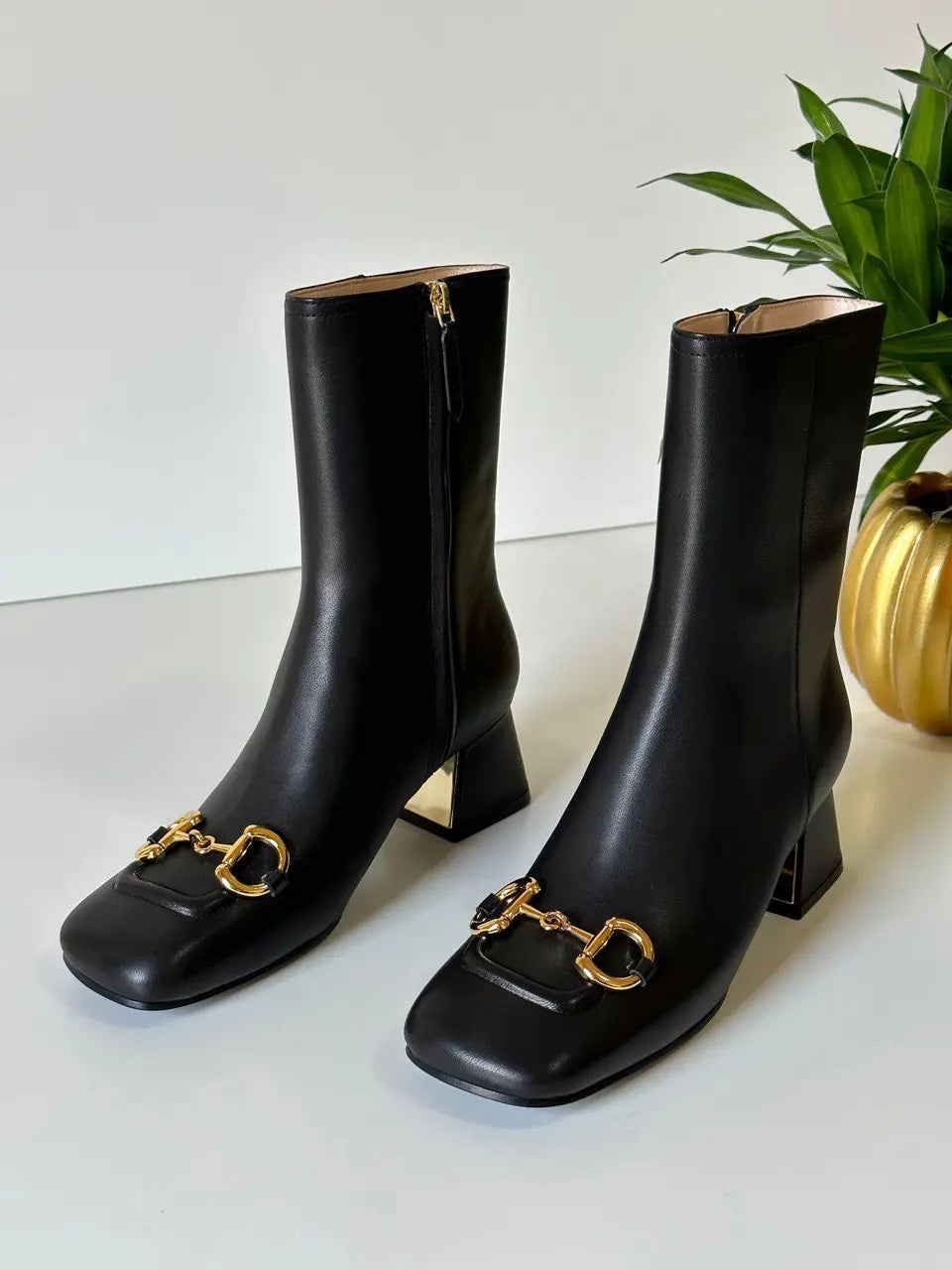 Ladies Boots | Gucci | Size 36-42 For Pricing and Order WhatsApp +971581402705 Lilly Onlines
