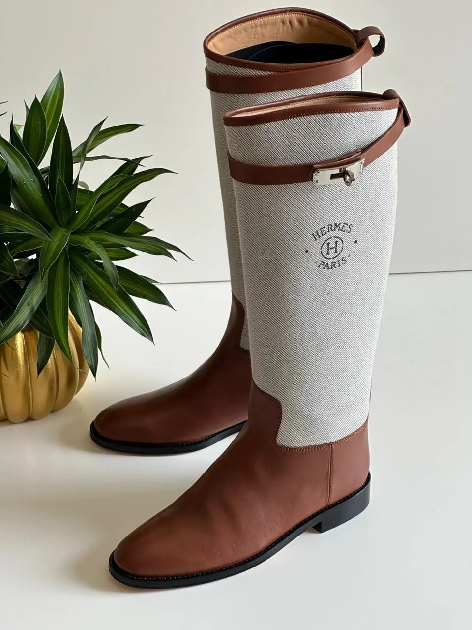 Ladies Boots | Hermes | Size 36-42 For Pricing and Order WhatsApp +971581402705 Lilly Onlines