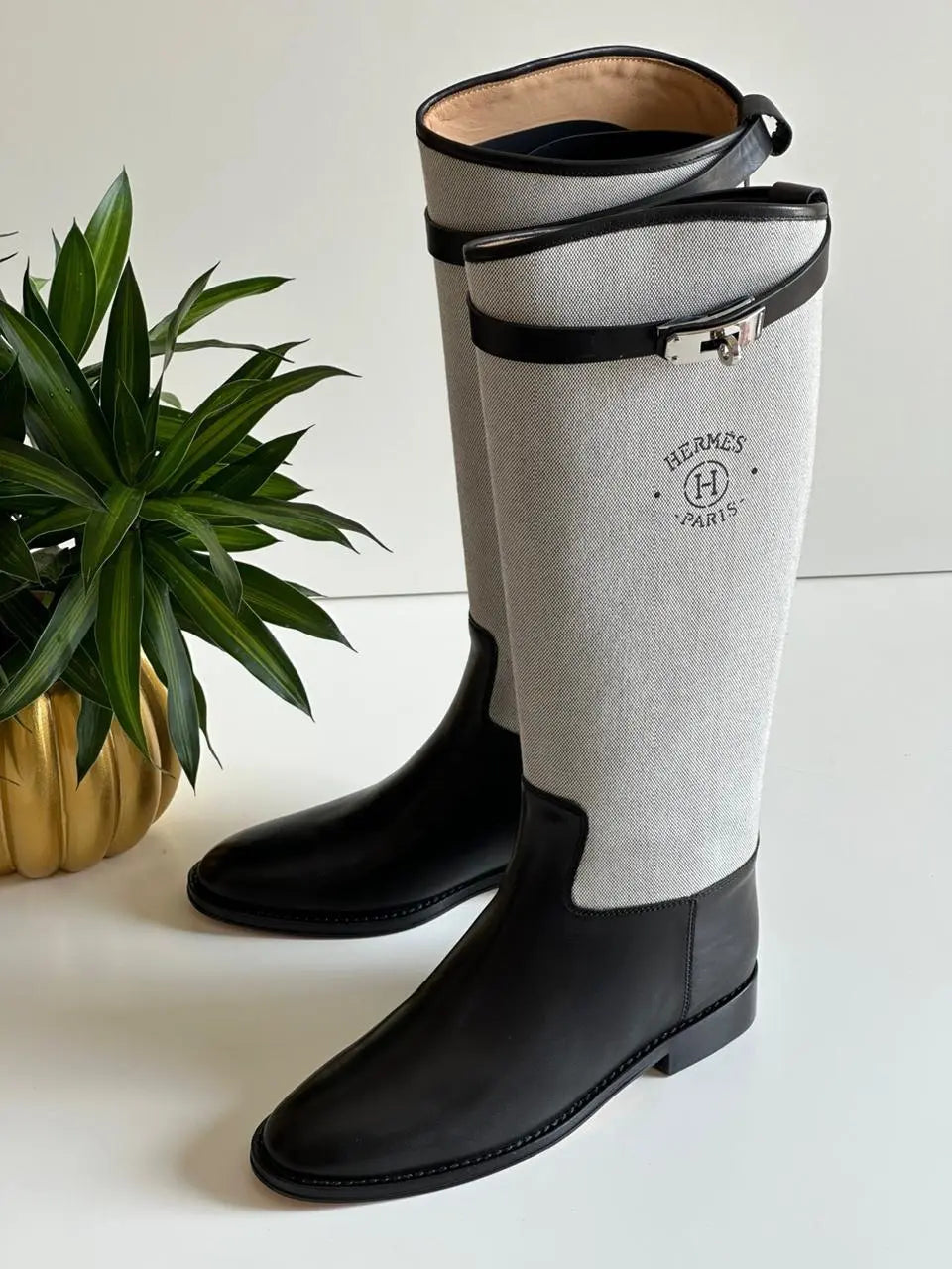 Ladies Boots | Hermes | Size 36-42 For Pricing and Order WhatsApp +971581402705 Lilly Onlines