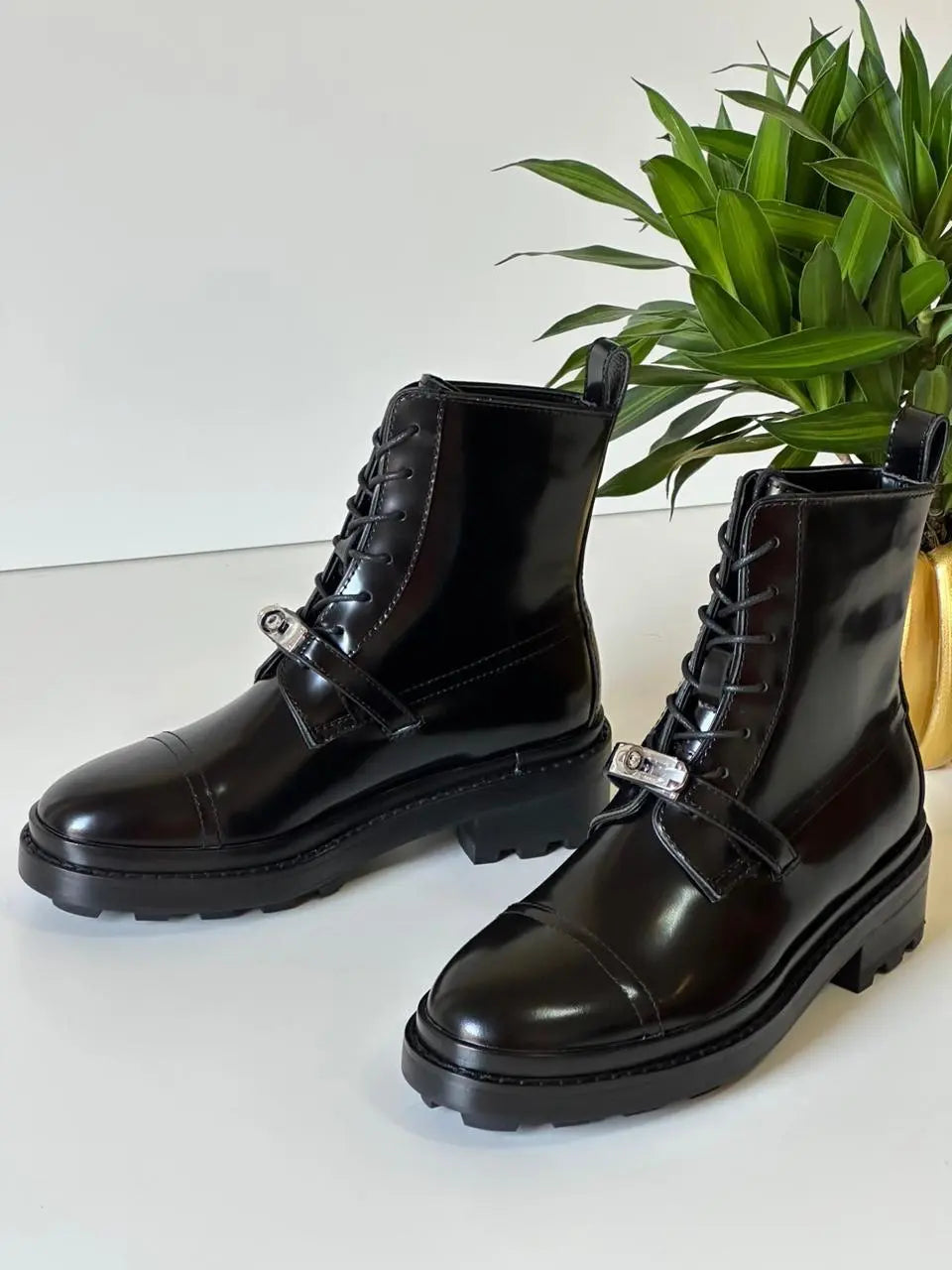 Ladies Boots | Hermes | Size 36-42 For Pricing and Order WhatsApp +971581402705 Lilly Onlines