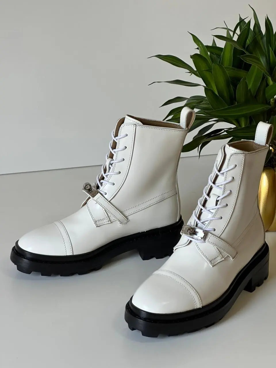 Ladies Boots | Hermes | Size 36-42 For Pricing and Order WhatsApp +971581402705 Lilly Onlines