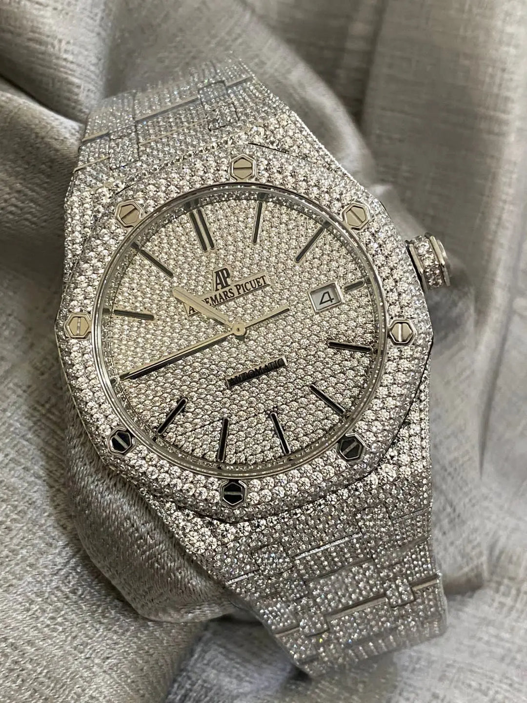 Men watches (Picuet) Lilly Onlines
