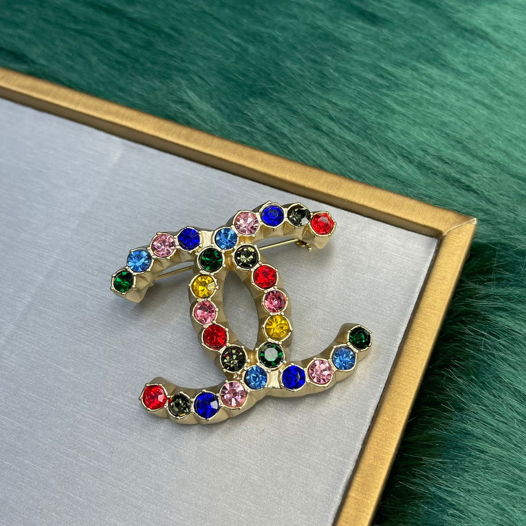 ladies brooches and bracelets Lilly Onlines