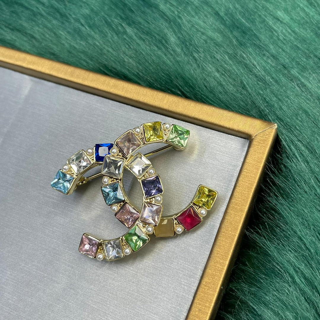 ladies brooches and bracelets Lilly Onlines
