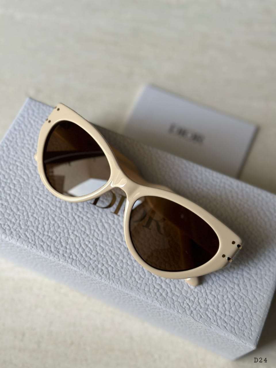 ladies sunglasses Lilly Onlines