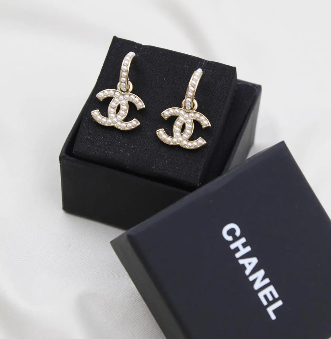 ladies rings and earings Lilly Onlines
