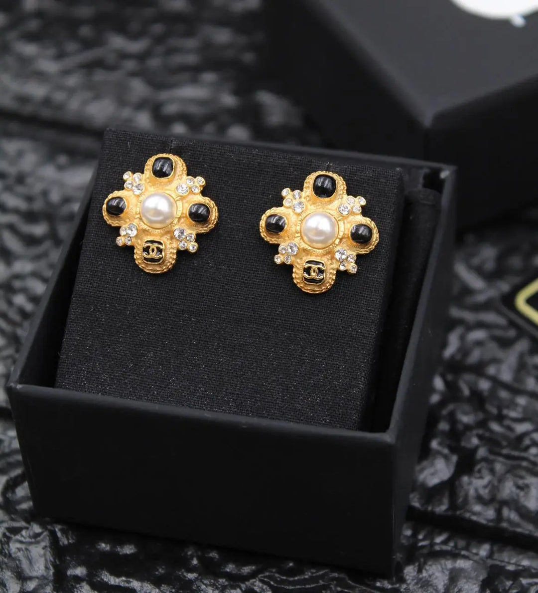 ladies rings and earings Lilly Onlines
