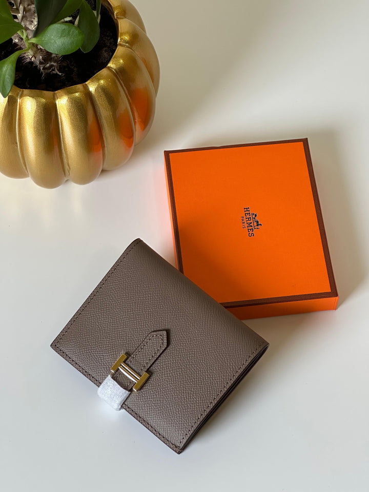 Wallets and card holders Lilly Onlines
