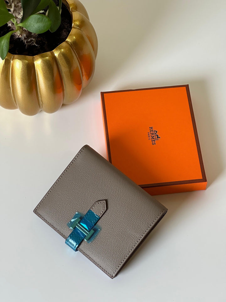 Wallets and card holders Lilly Onlines