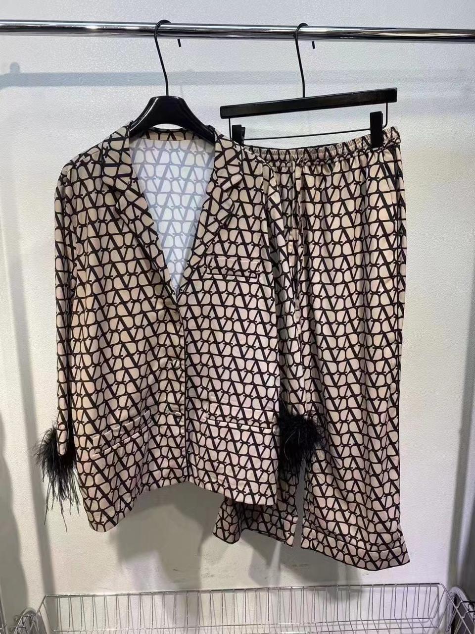 Ladies dresses Lilly Onlines