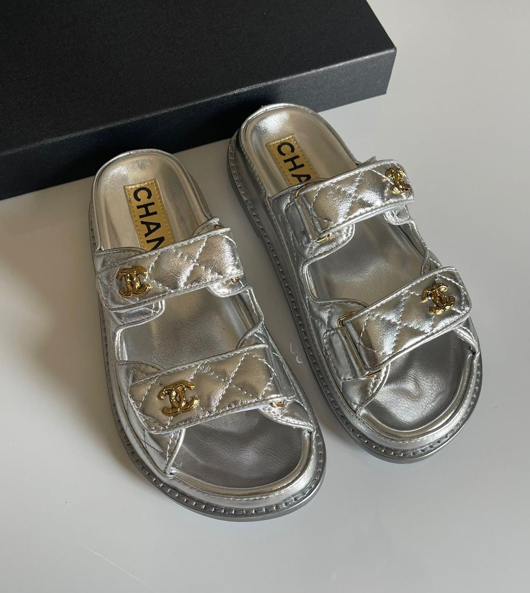 Ladies flats Lilly Onlines