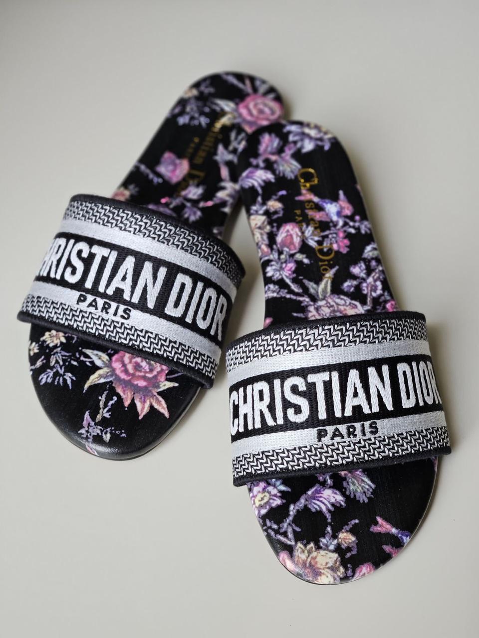 Ladies flats Lilly Onlines