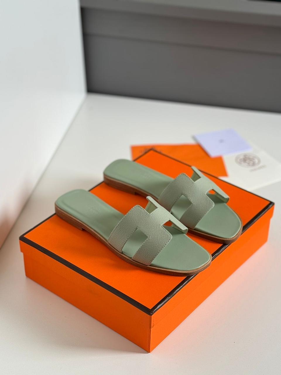 Ladies flats Lilly Onlines