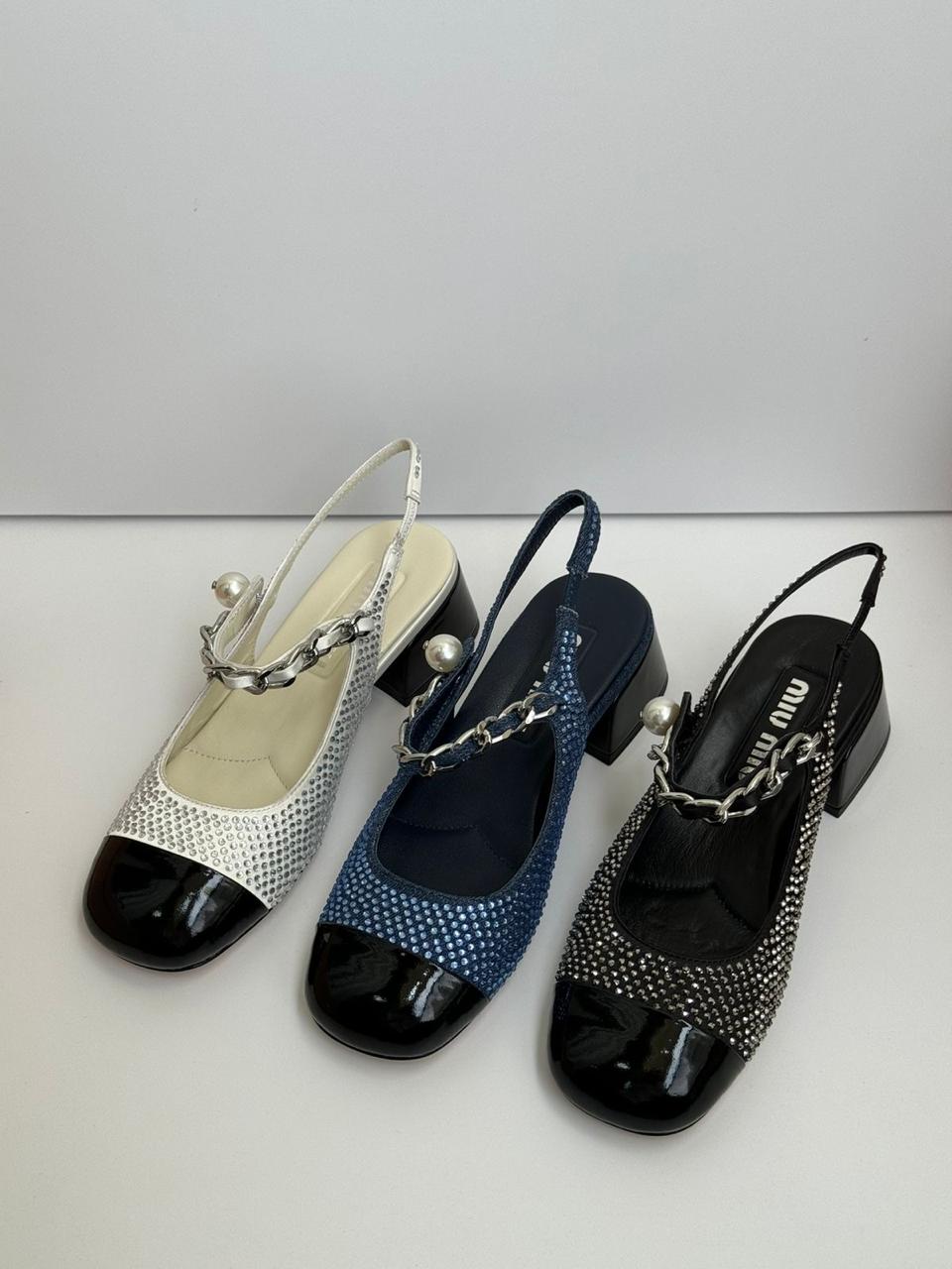 Ladies flats Lilly Onlines