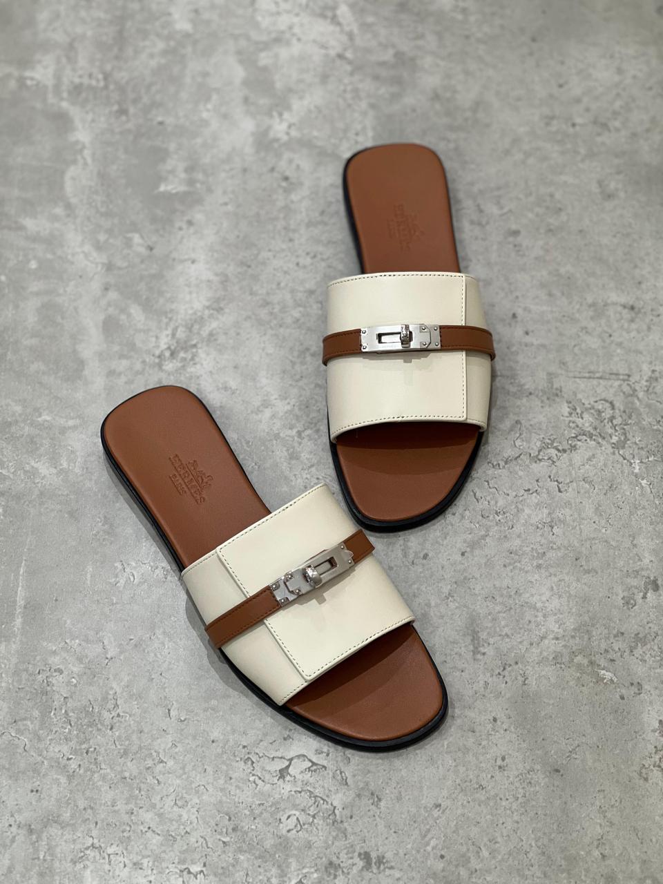 Ladies flats Lilly Onlines