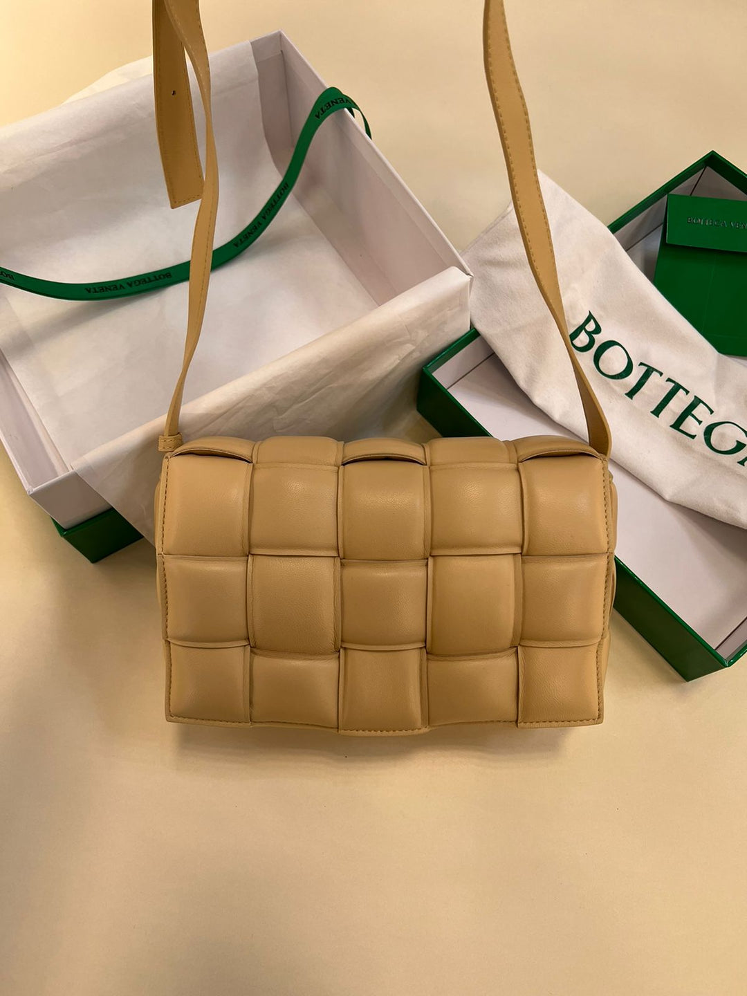 Ladies Bottega bags Lilly Onlines