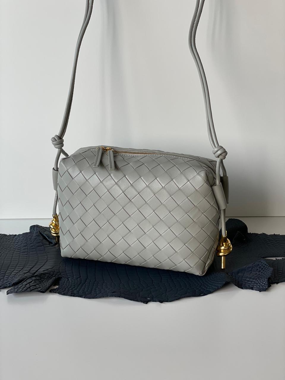 Ladies Bottega bags Lilly Onlines