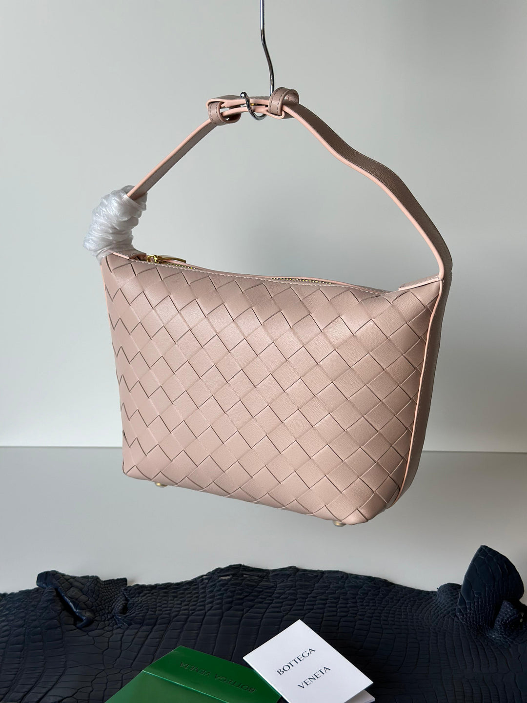 Ladies Bottega bags Lilly Onlines