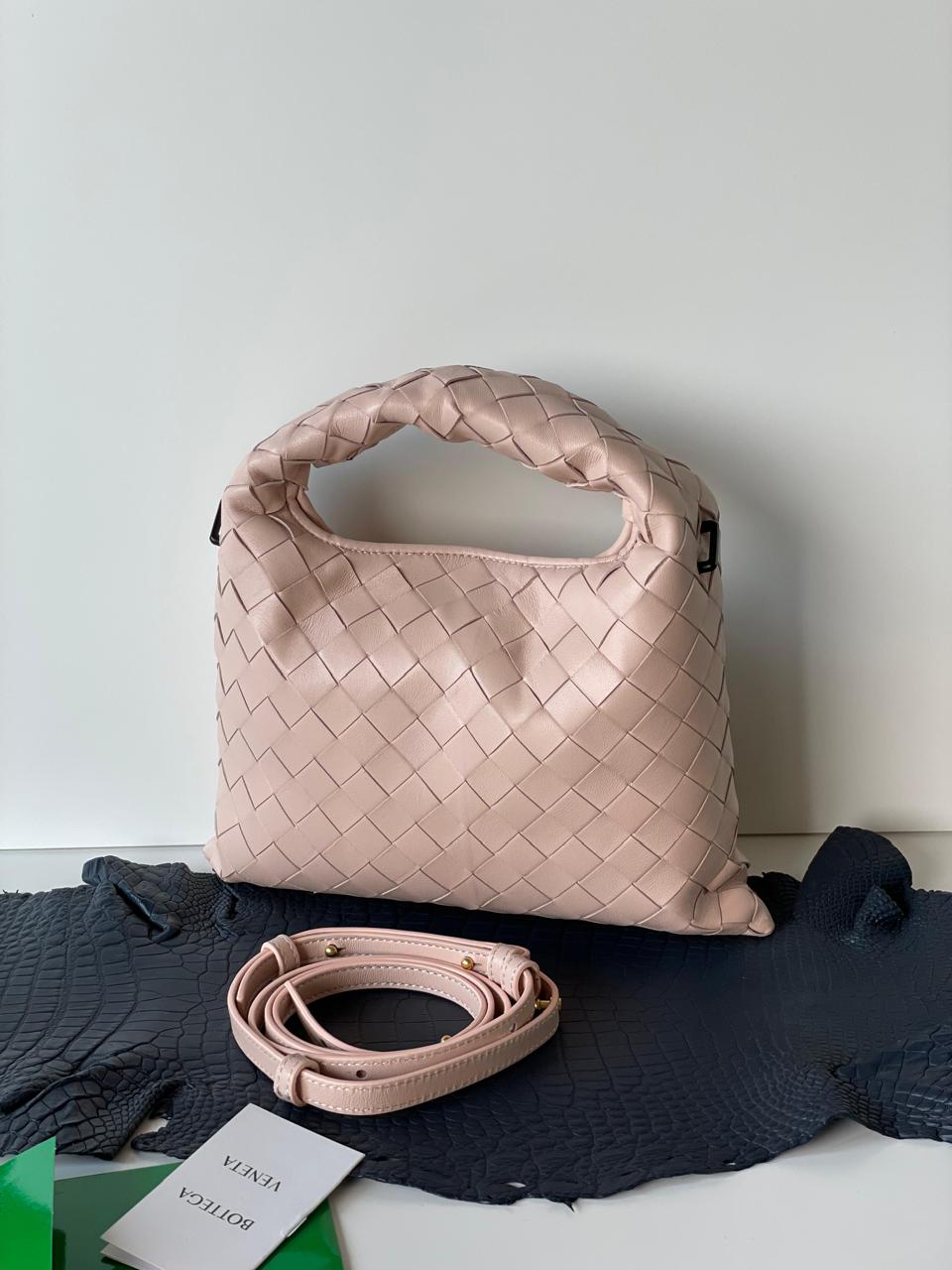Ladies Bottega bags Lilly Onlines