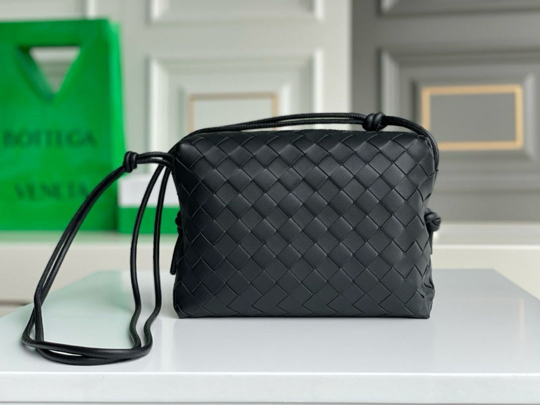 Ladies Bottega bags Lilly Onlines
