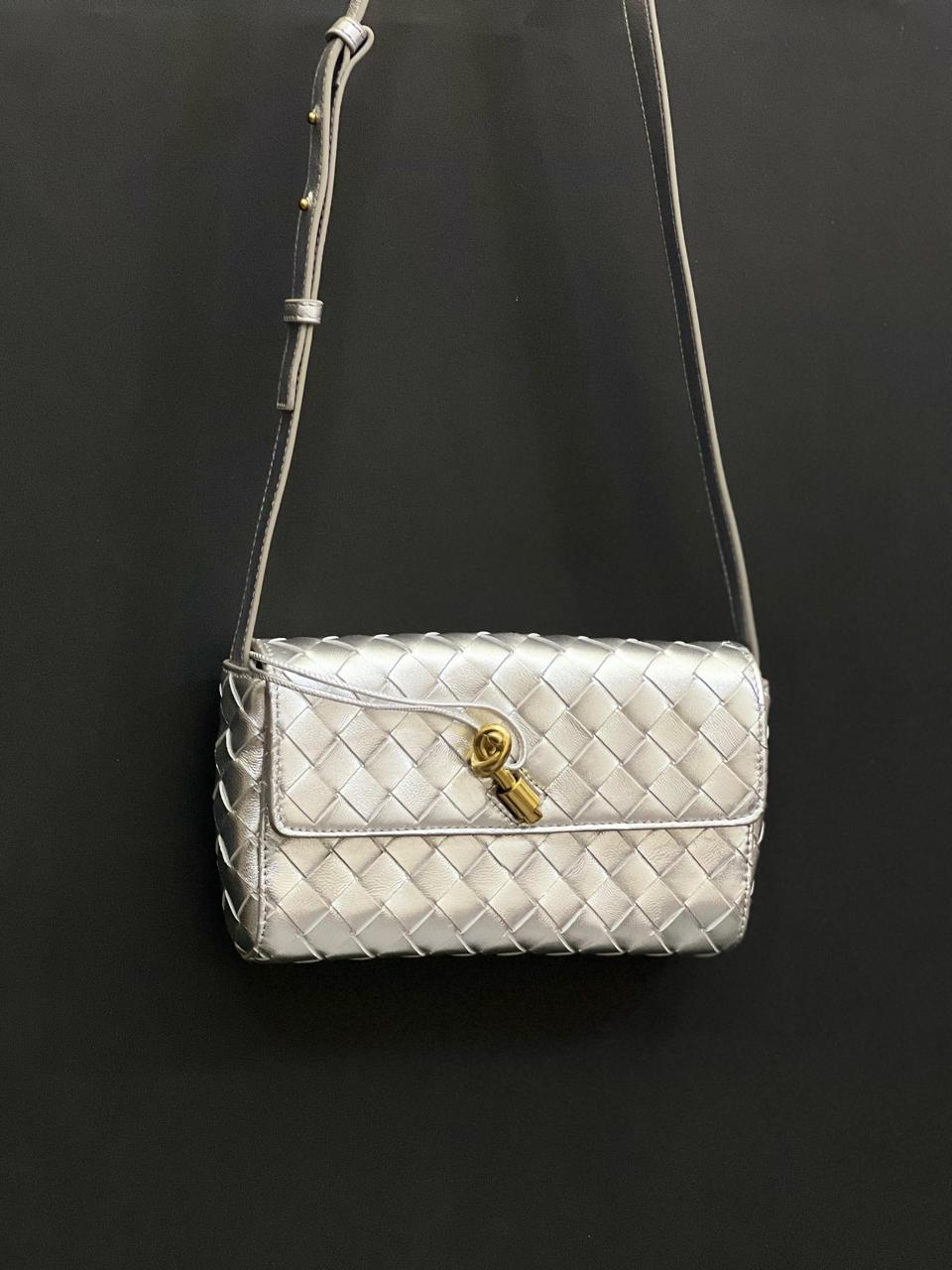 Ladies Bottega bags Lilly Onlines