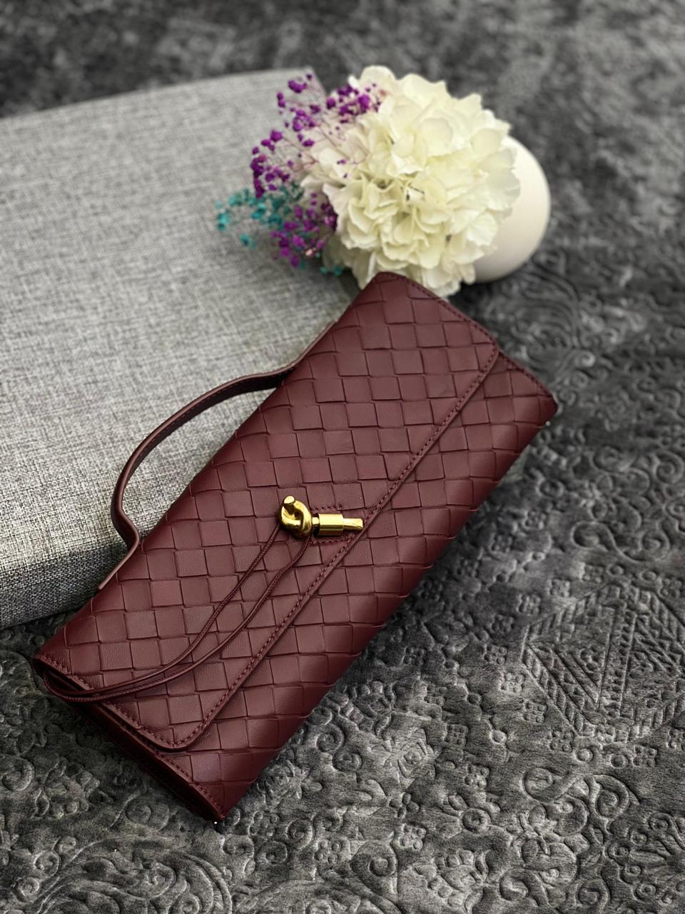 Ladies Bottega bags Lilly Onlines