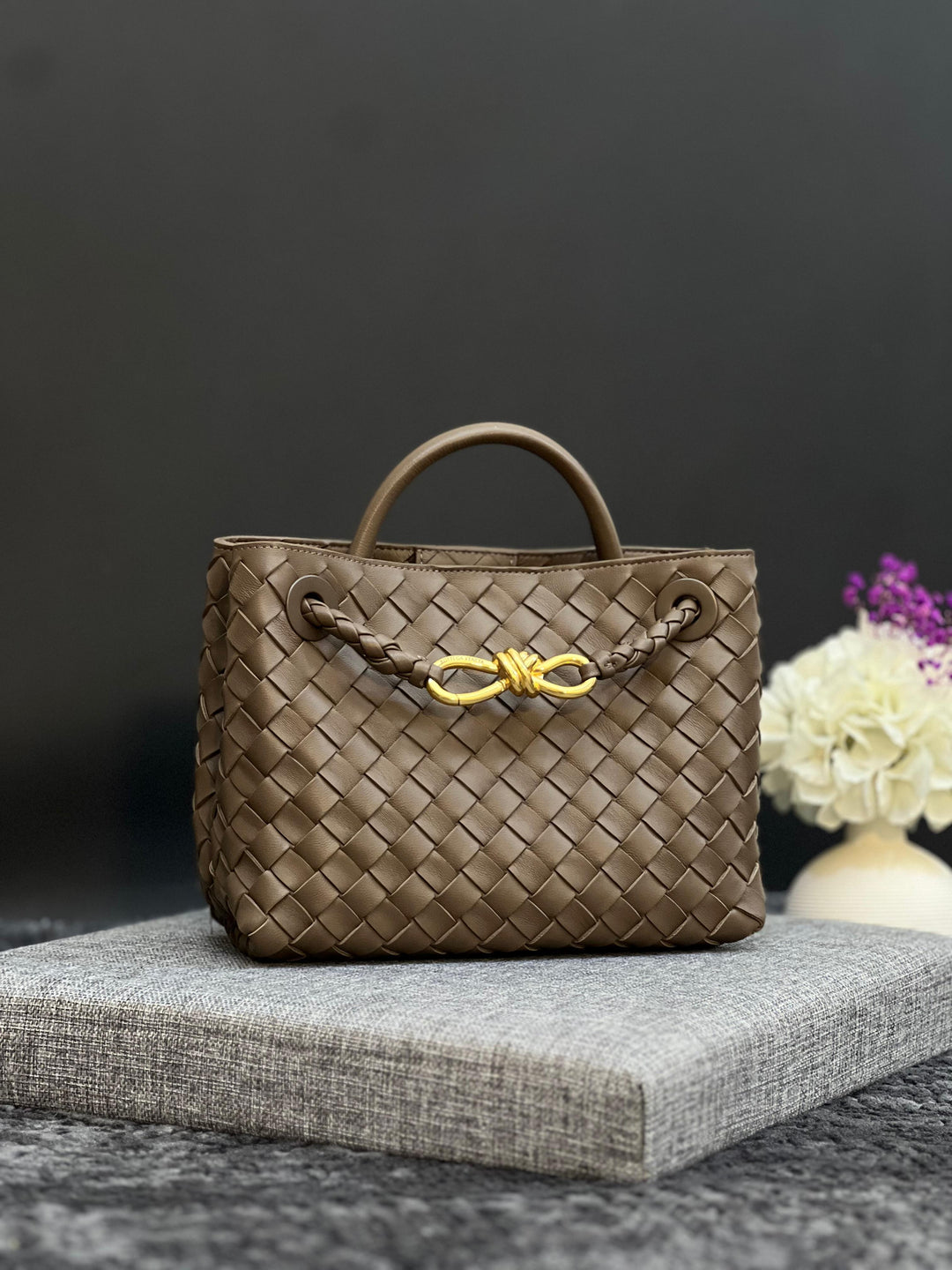 Ladies Bottega bags Lilly Onlines