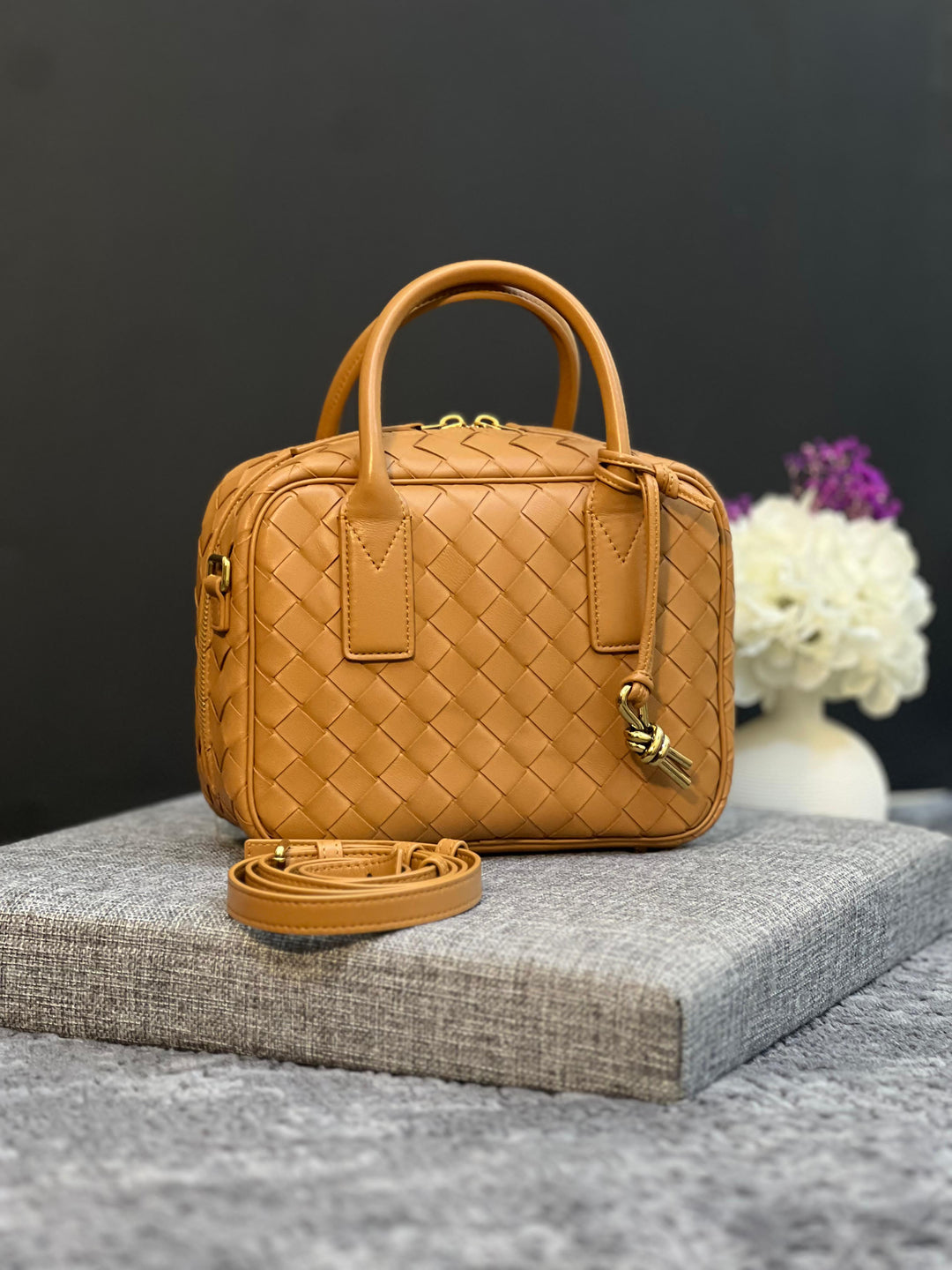 Ladies Bottega bags Lilly Onlines