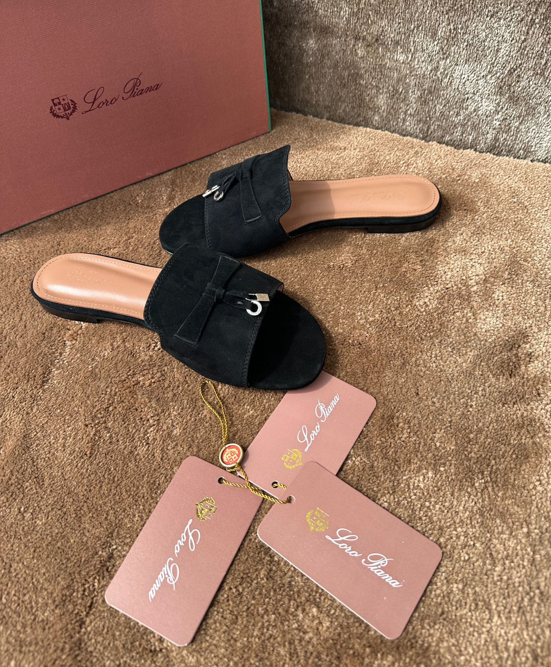 Ladies flats Lilly Onlines
