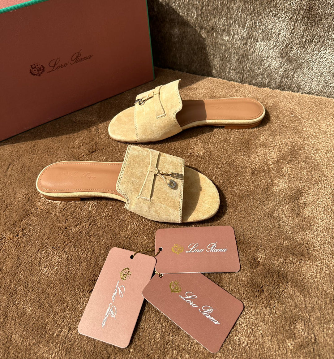 Ladies flats Lilly Onlines