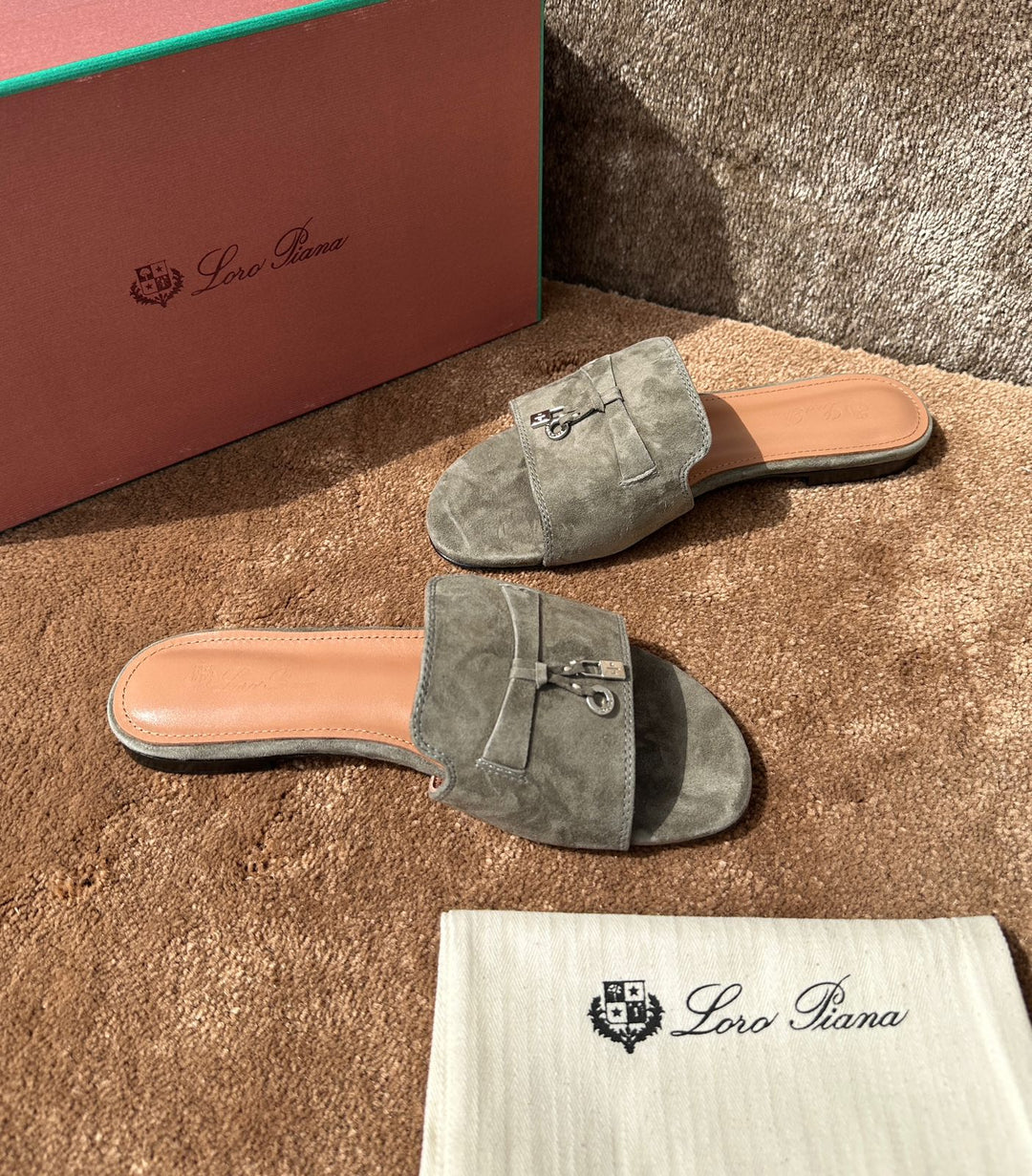 Ladies flats Lilly Onlines