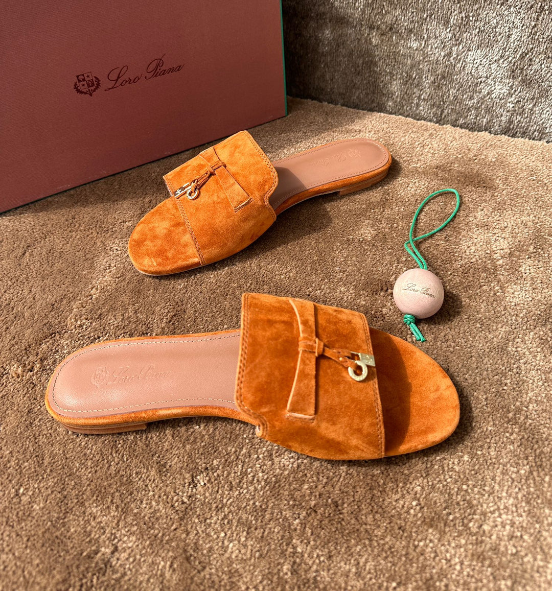 Ladies flats Lilly Onlines