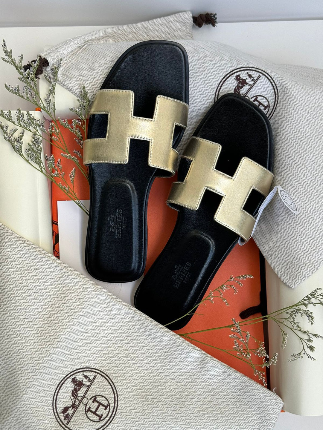 Ladies flats Lilly Onlines