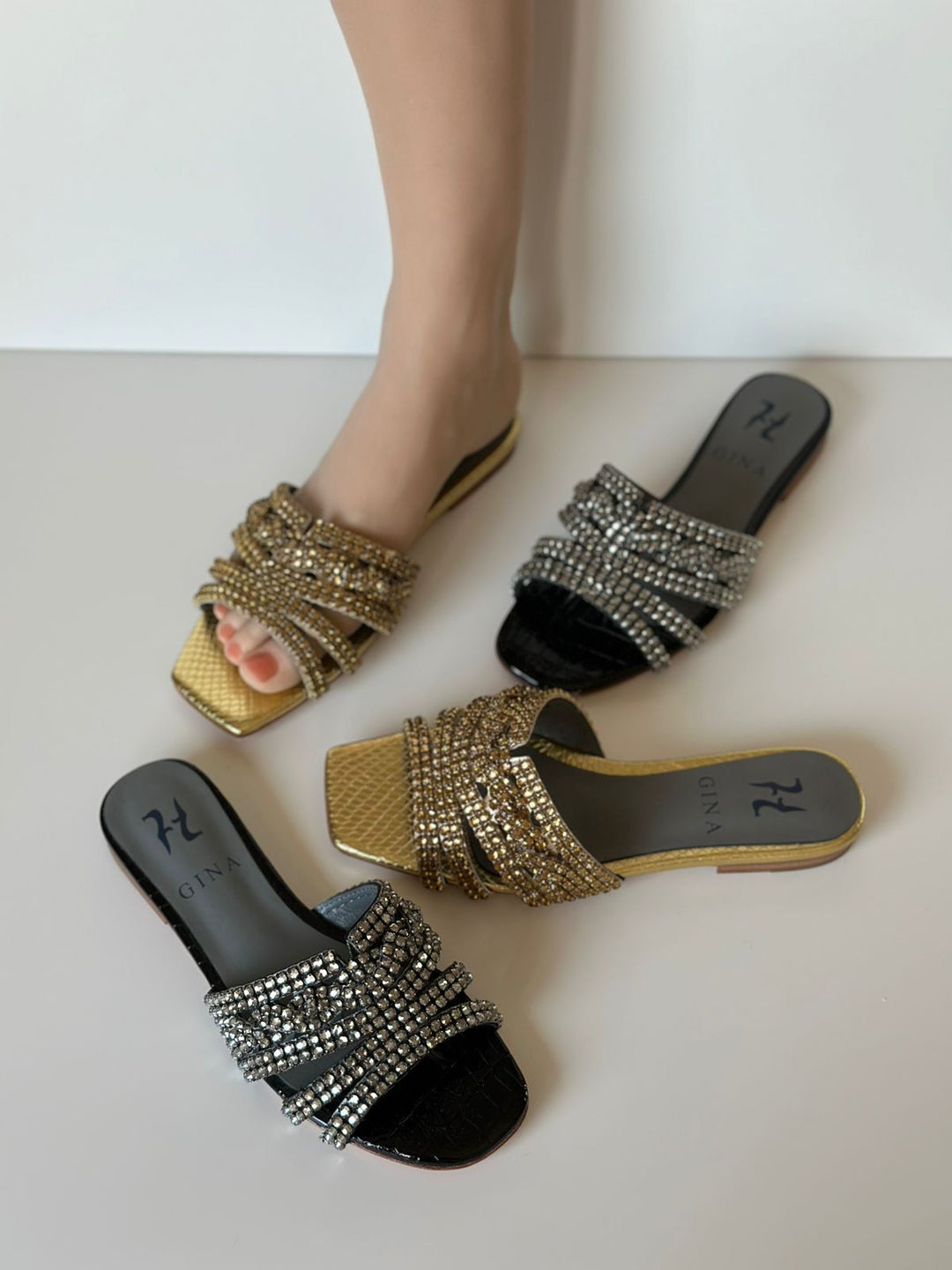Ladies flats Lilly Onlines