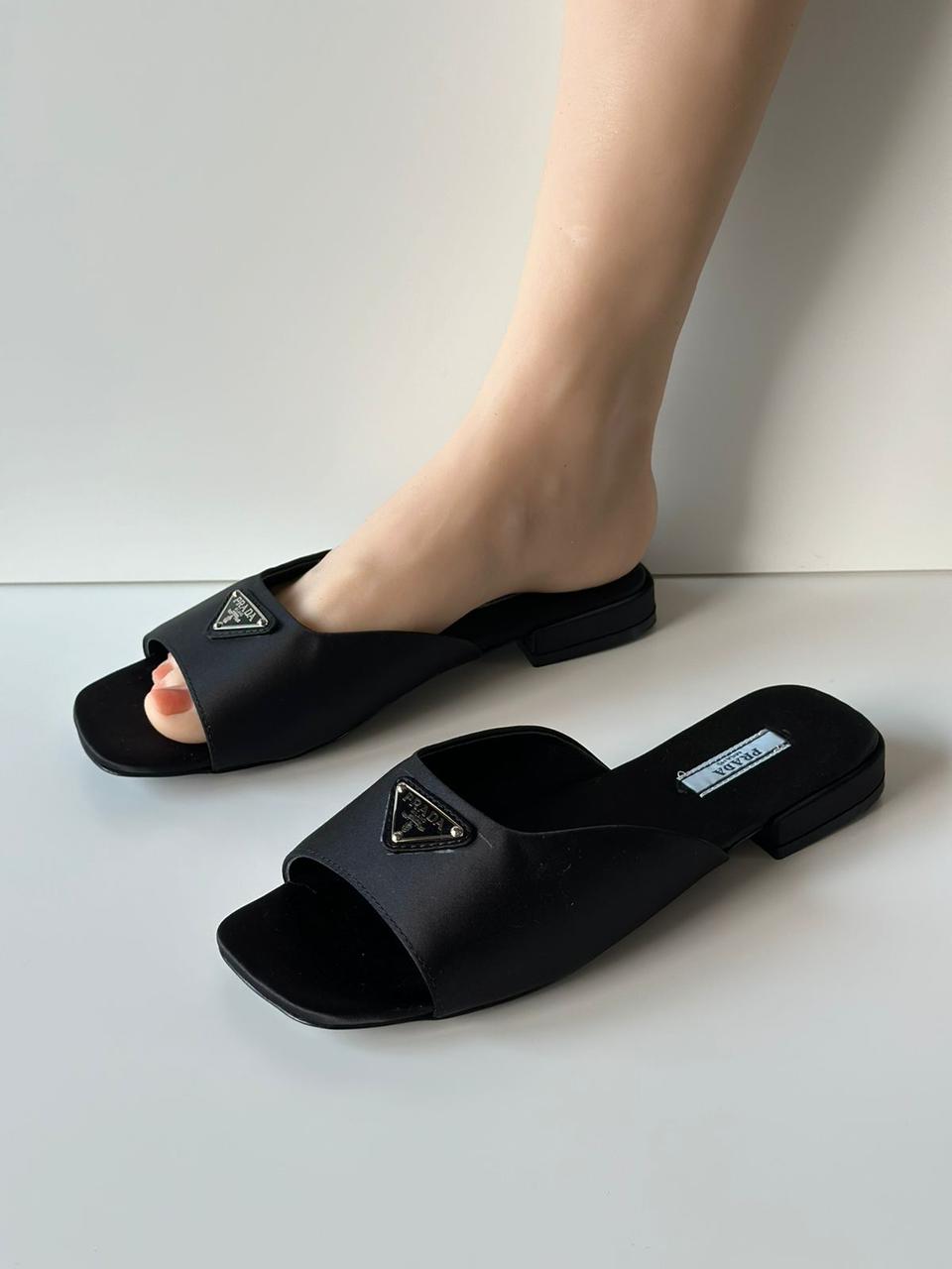 Ladies flats Lilly Onlines