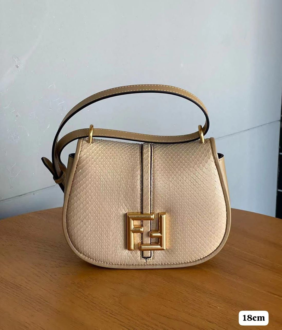Ladies Fendi bags Lilly Onlines