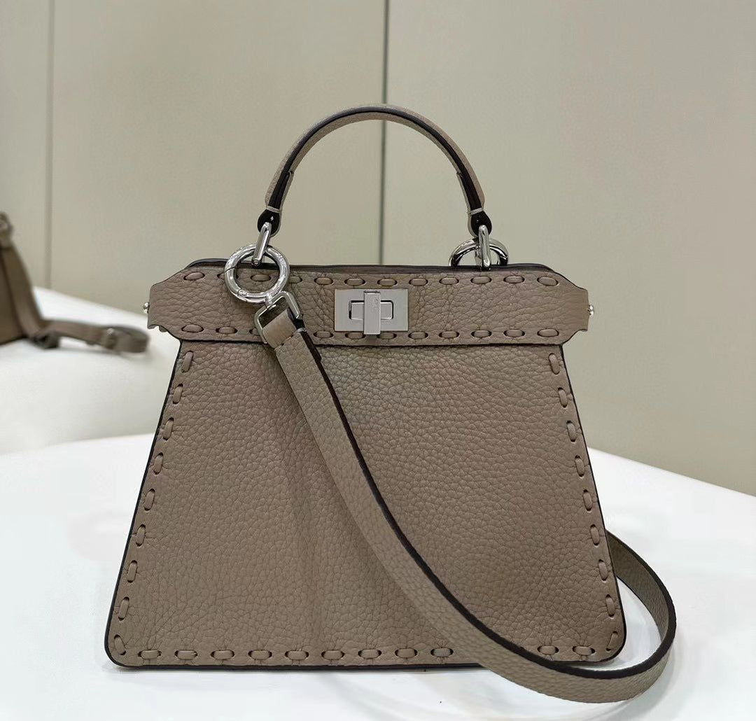 Ladies Fendi bags Lilly Onlines