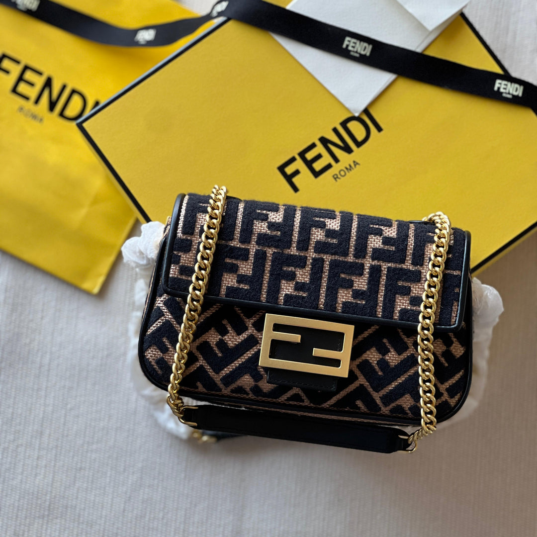 Ladies Fendi bags Lilly Onlines