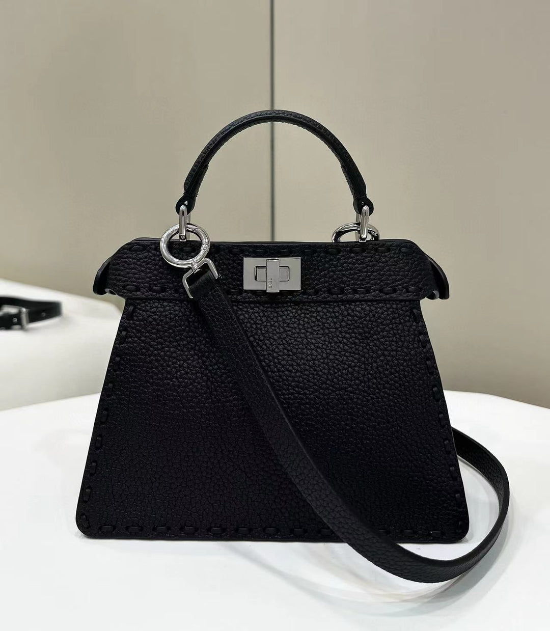 Ladies Fendi bags Lilly Onlines