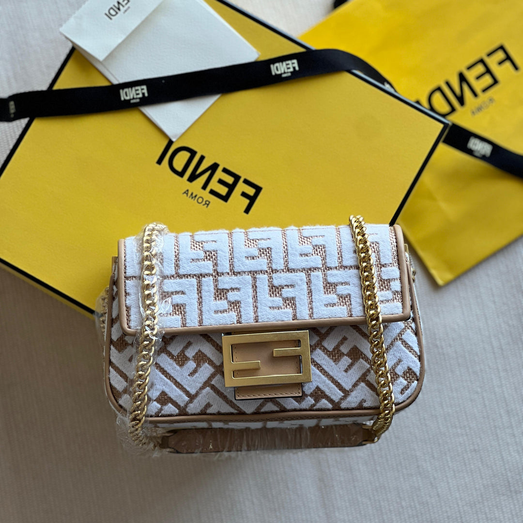 Ladies Fendi bags Lilly Onlines