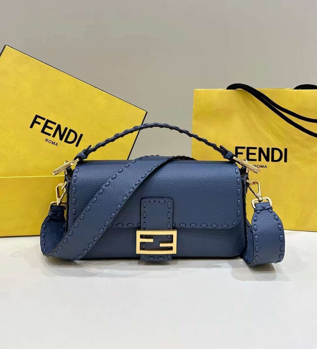 Ladies Fendi bags Lilly Onlines