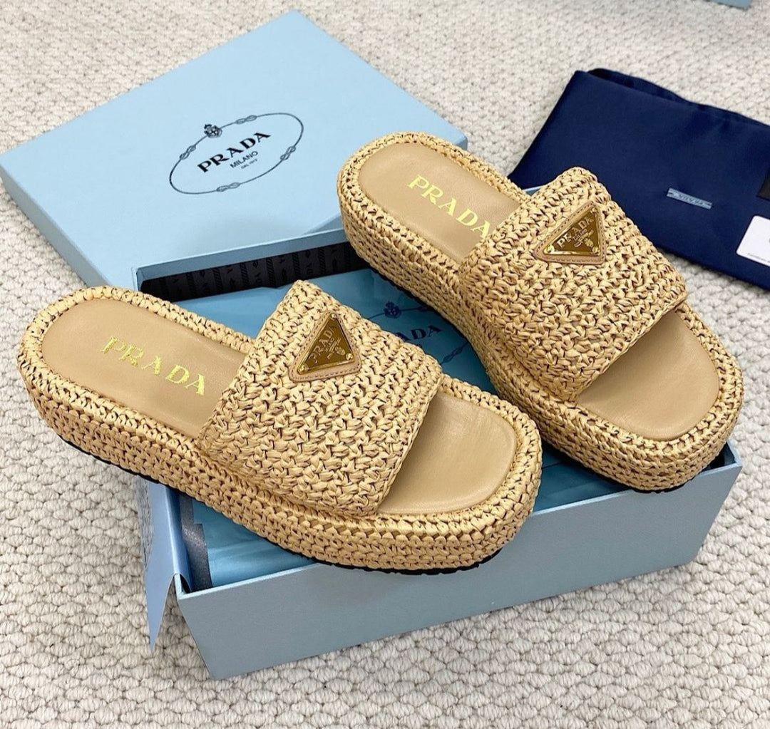 Ladies flats Lilly Onlines