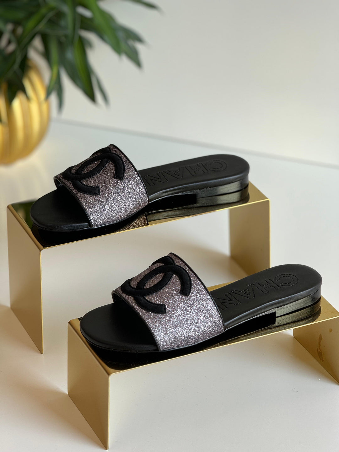 Ladies flats Lilly Onlines